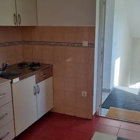 Time Out Homestay Tisno
